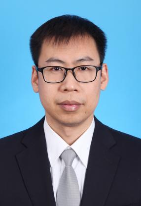 贺兴东.png