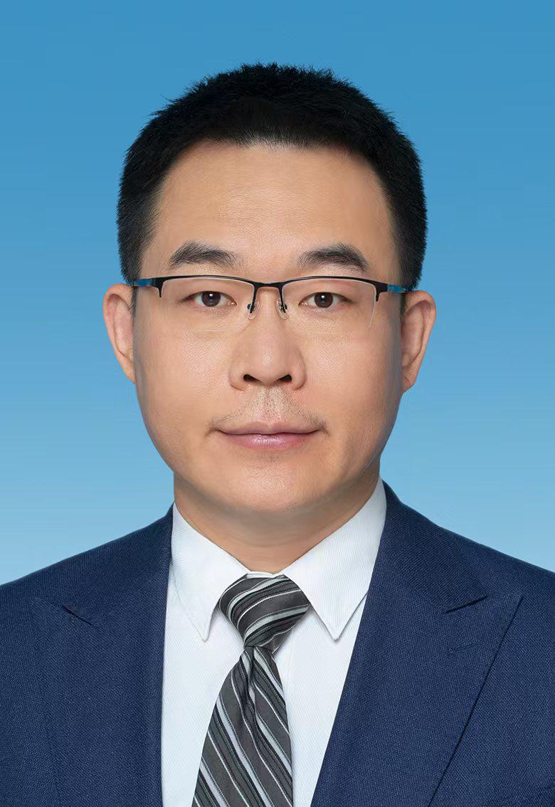 王喆.jpg